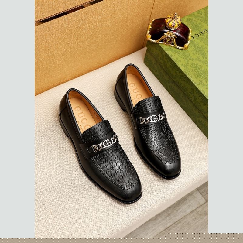 G*u*i leather shoes